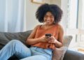10 texts that are safe to slide into your crush’s DM